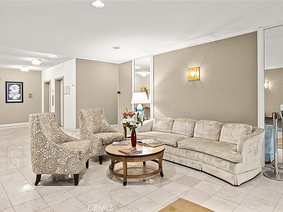 5th image of 400 S La Fayette Park Pl APT 213