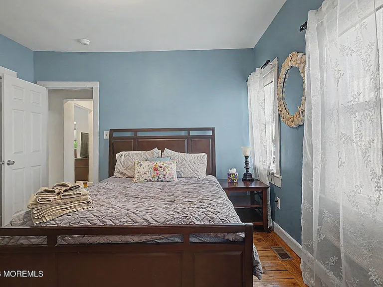 601 4th Ave #1 — Photo 20