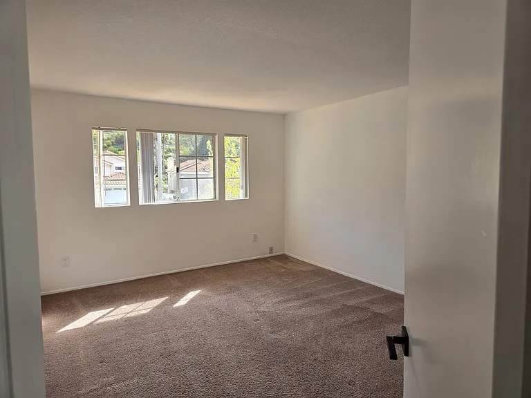 9480 Maler Rd — Photo 14