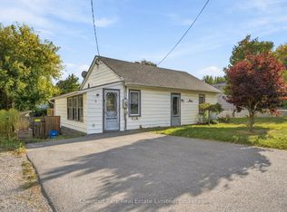 9 Rogers St, Prince Edward County, ON K0K 2T0