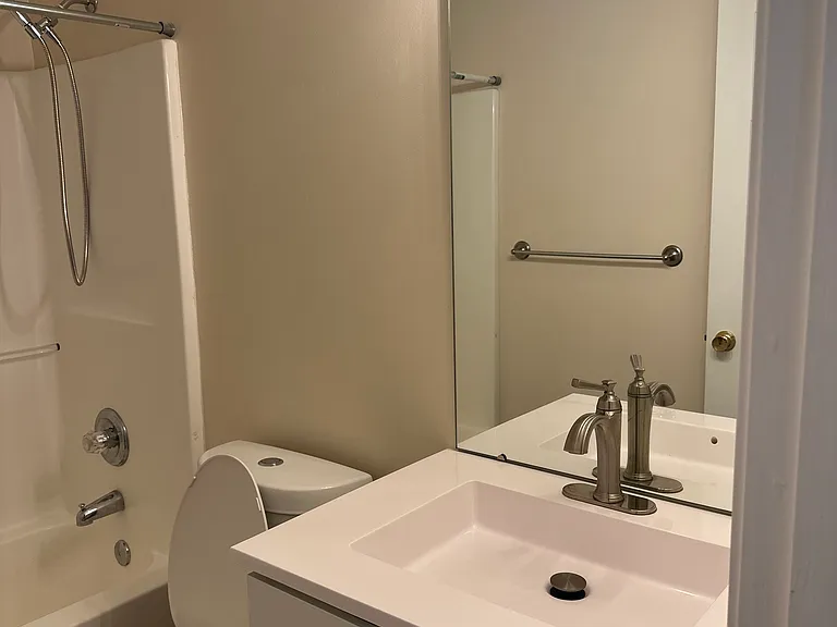 10567 Lynn Ln #10 — Photo 6