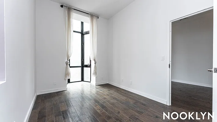 Rented by Nooklyn NYC LLC | media 34