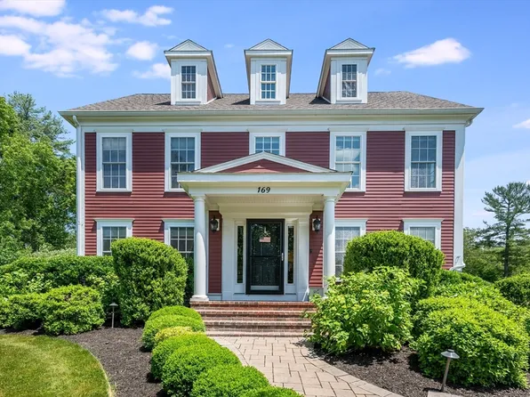 169 Jean Carol Rd, Abington, MA 02351