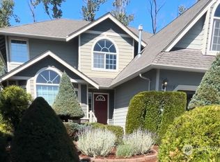 1564 Fruitland Dr, Bellingham, WA