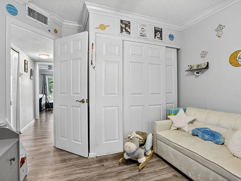 9050 NW 28th St #123 — Photo 12