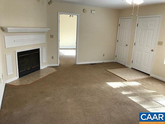 3rd image of 621 Jefferson Dr