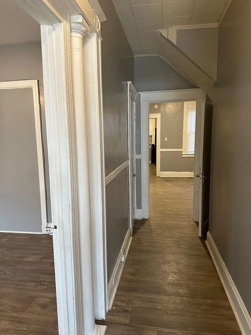 2536 Park Heights Terrace — Photo 2