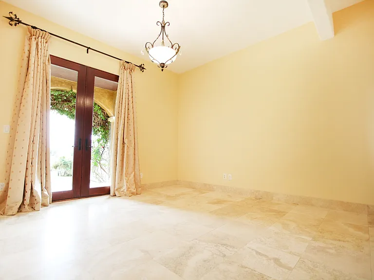 6385 Zuma Mesa Dr — Photo 7
