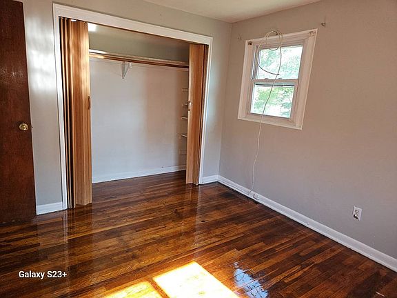 4th image of 32 Ridge Rd #3