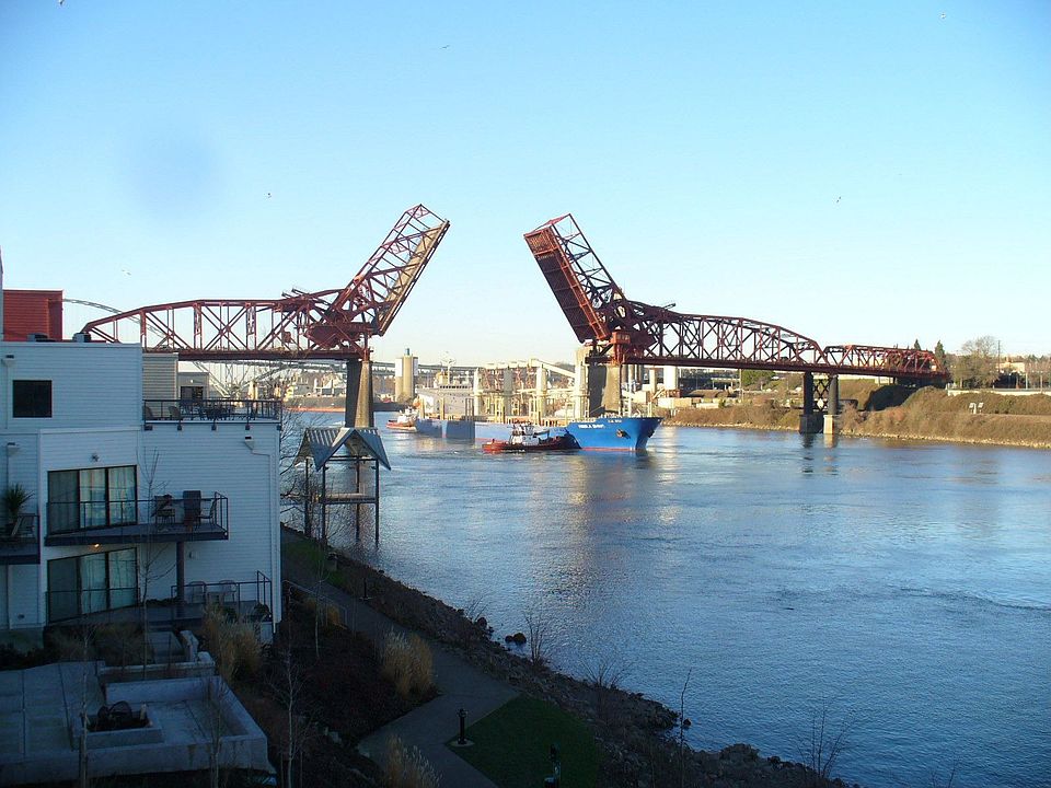 Ship coming through the Broadway Bridge