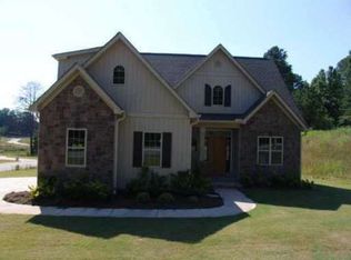 101 Sourwood Ln, Temple, GA 30179