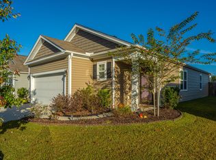 589 Wayton Cir, Moncks Corner, SC 29461