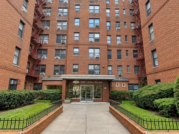 3060 Ocean Avenue image 1 of 7