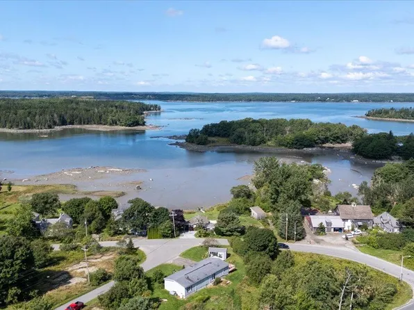 21 Smalleytown Road, Saint George, ME 04860
