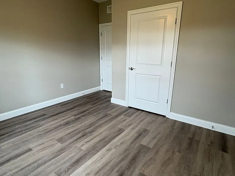 314 Hillview Mills Blvd — Photo 9