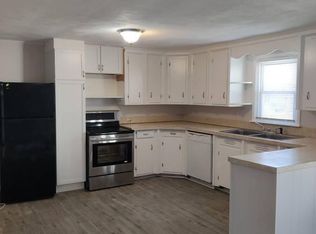 509 Washington St #2R, Coventry, RI 02816