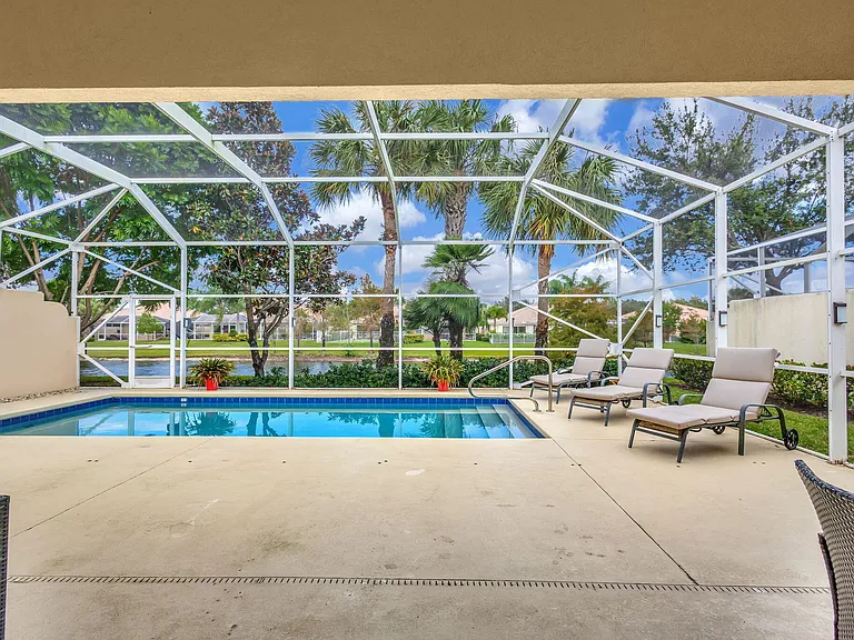 8241 Tobago Ln — Photo 40