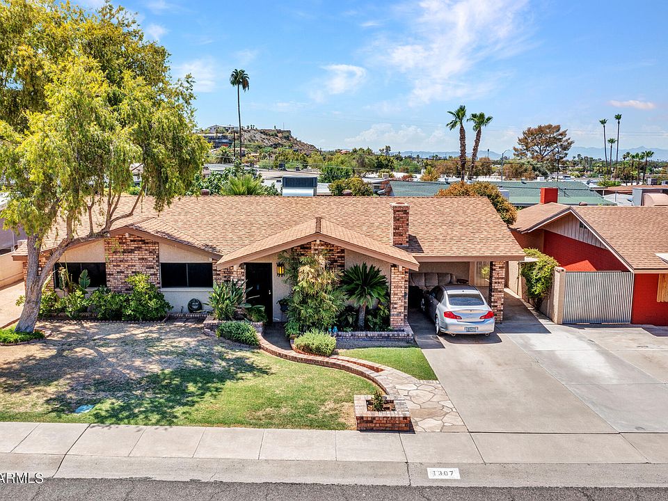 1st image of 1307 E DIANA Avenue