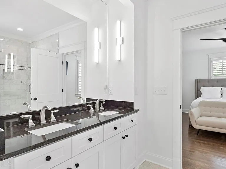 Primary ensuite bathroom