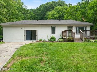 10711 Jefferson Hill Rd, Fairdale, KY 40118