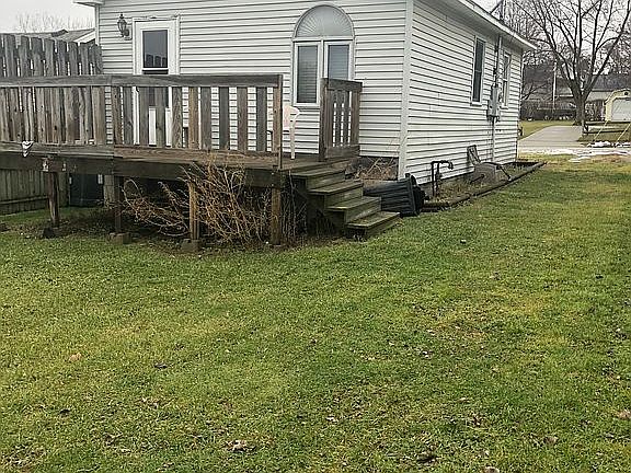 2nd image of 1906 Sharon Dr