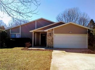 5832 Vernedale Rd, Charlotte, NC 28212