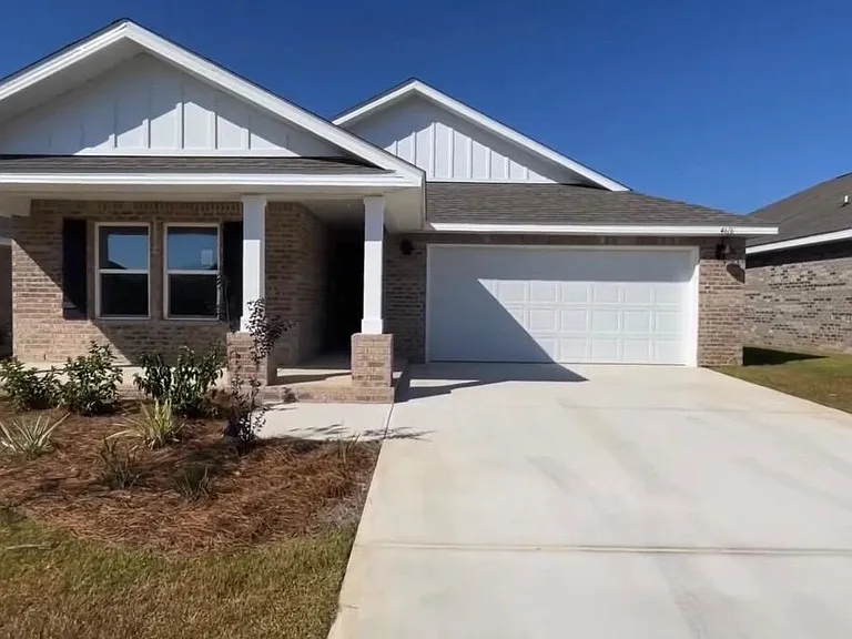 4616 Naval Ct — Photo 1