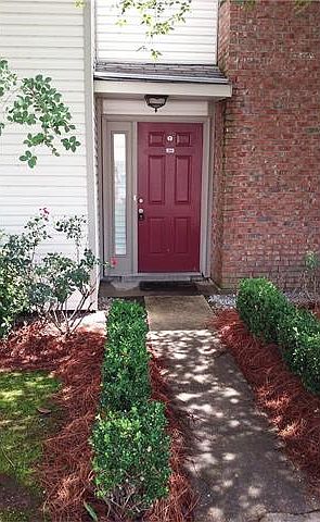1st image of 206 Parkview Blvd
