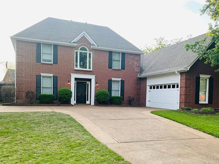 3911 Lighthouse Ln — Photo 1