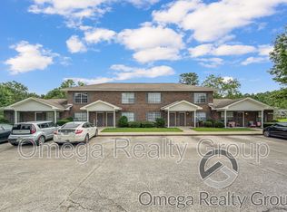 100 Egg And Butter Rd APT 38, Columbiana, AL 35051