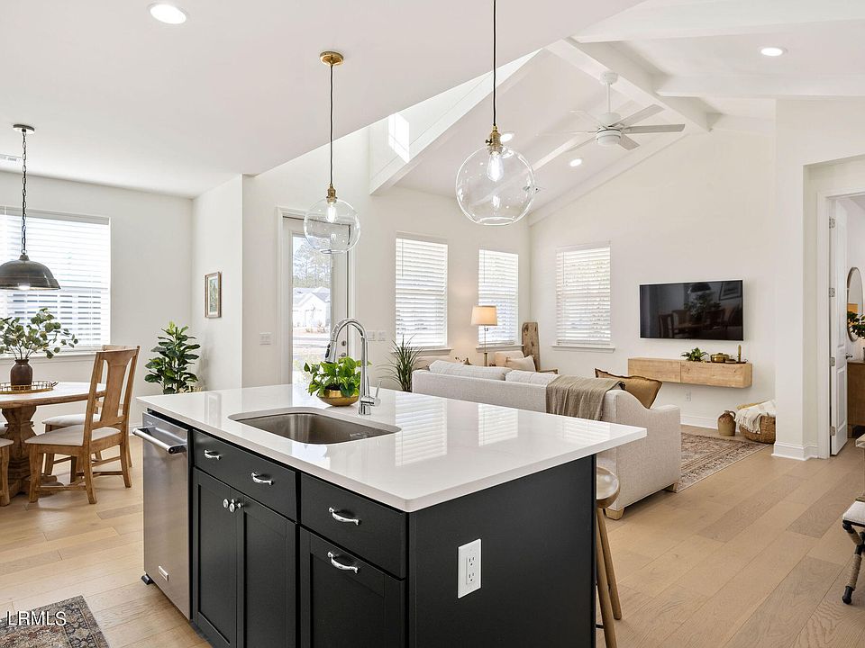 1st image of 1373 Shoreside Drive #102
