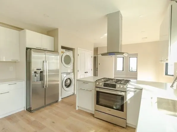 132-134 Holton St #2, Boston, MA 02135