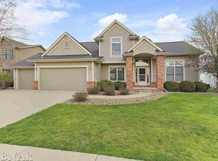 3268 Marimarsh Ln, Normal, IL 61761