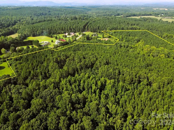 3 Stroud Rd, Ellenboro, NC 28040