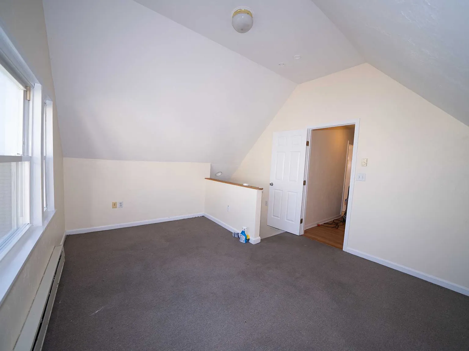4 bed, 2.5 bath, $3,300 — Photo 3