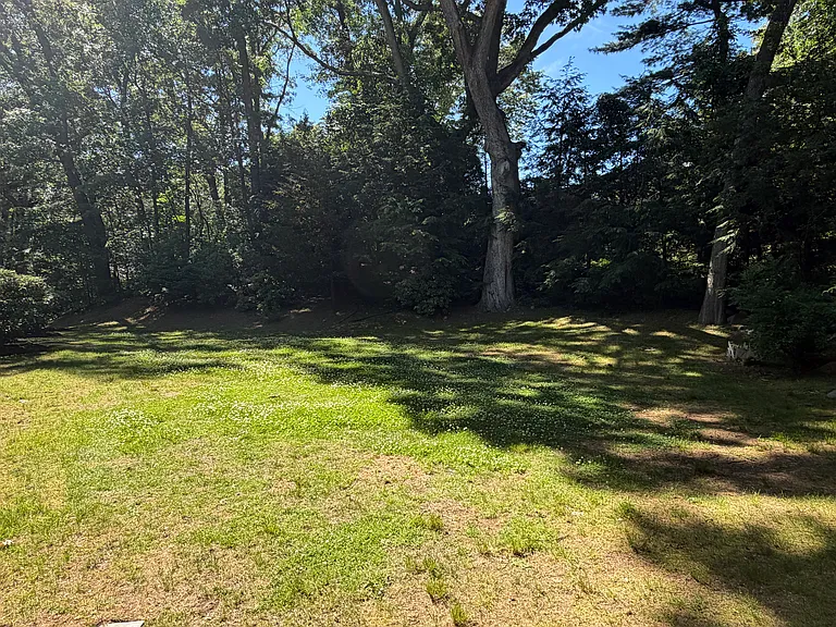 5 Philip Rd — Photo 16