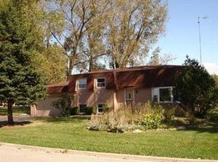 1508 Eastwood Ln, McHenry, IL 60051