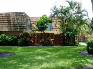 1560 Masters Cir APT 182, Delray Beach, FL 33445
