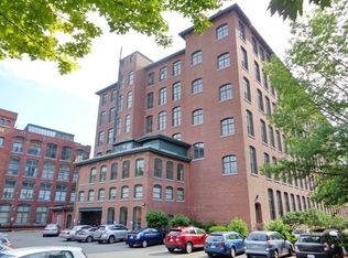 200 Market St APT 410, Lowell, MA 01852