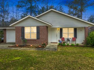135 Pine Dr, Hattiesburg, MS 39401