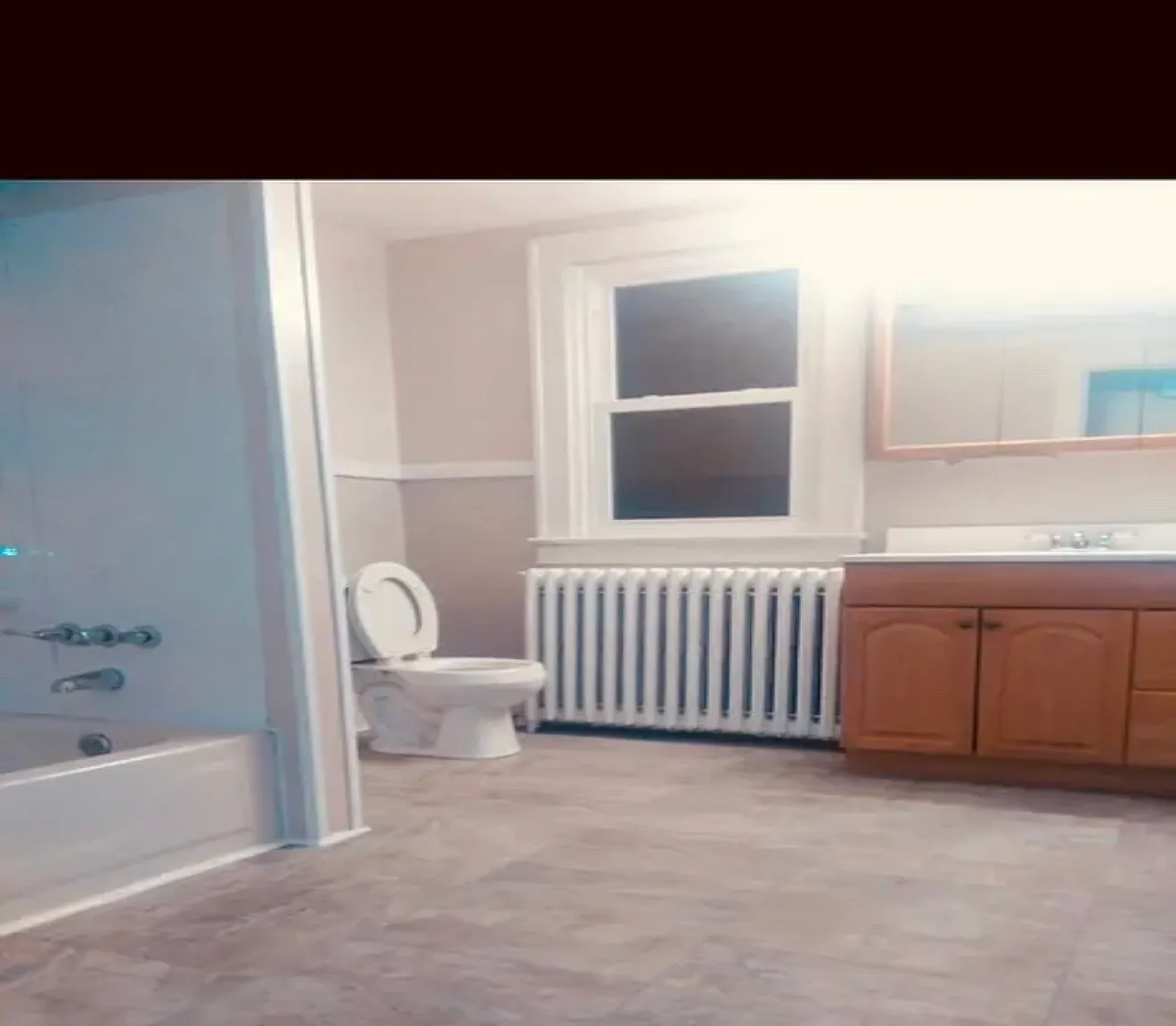3 bed, 1400 sqft, $950 — Photo 1