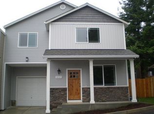 39573 Dubarko Rd, Sandy, OR 97055