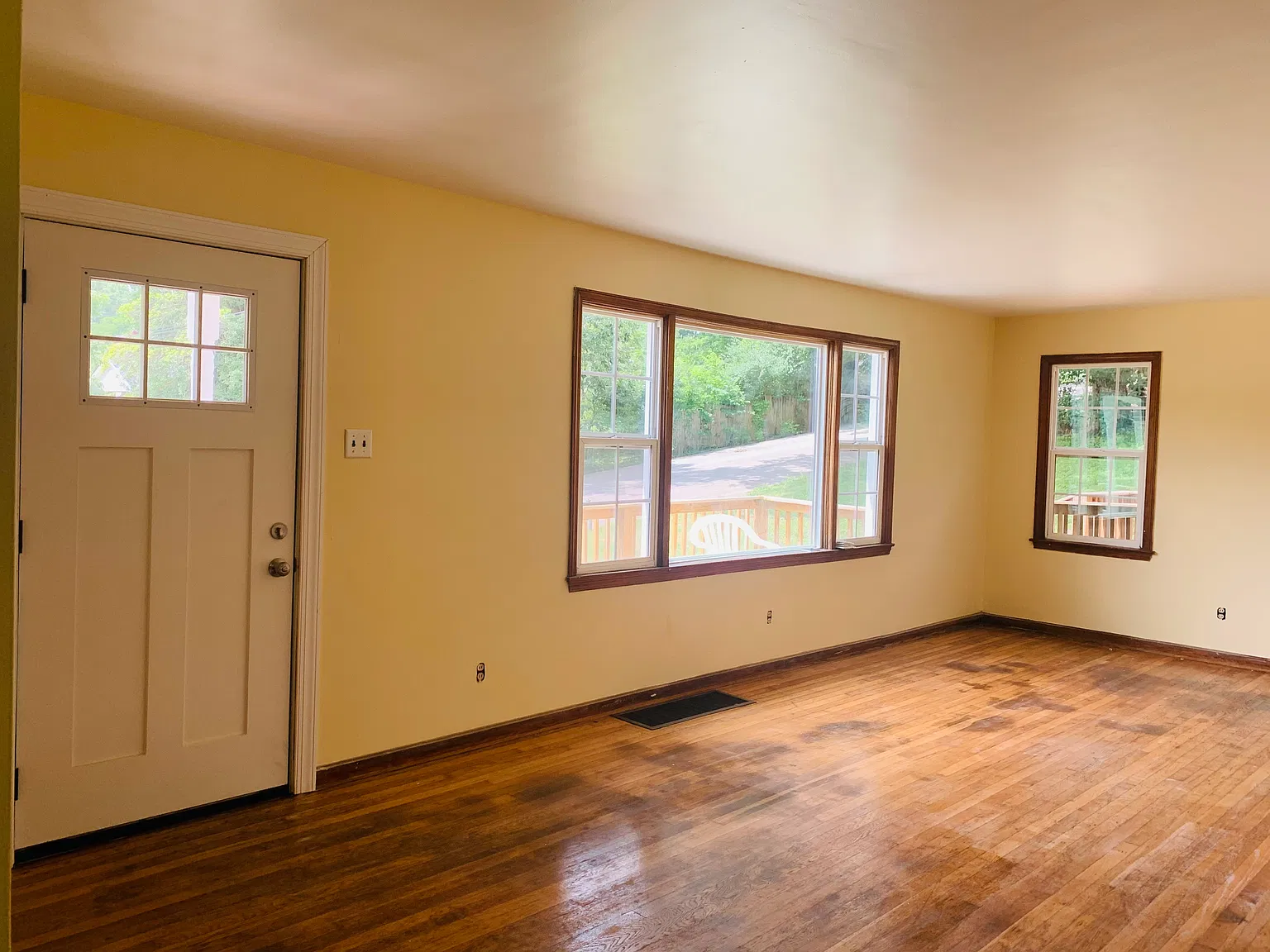 3 bed, 1263 sqft, $1,550 — Photo 3