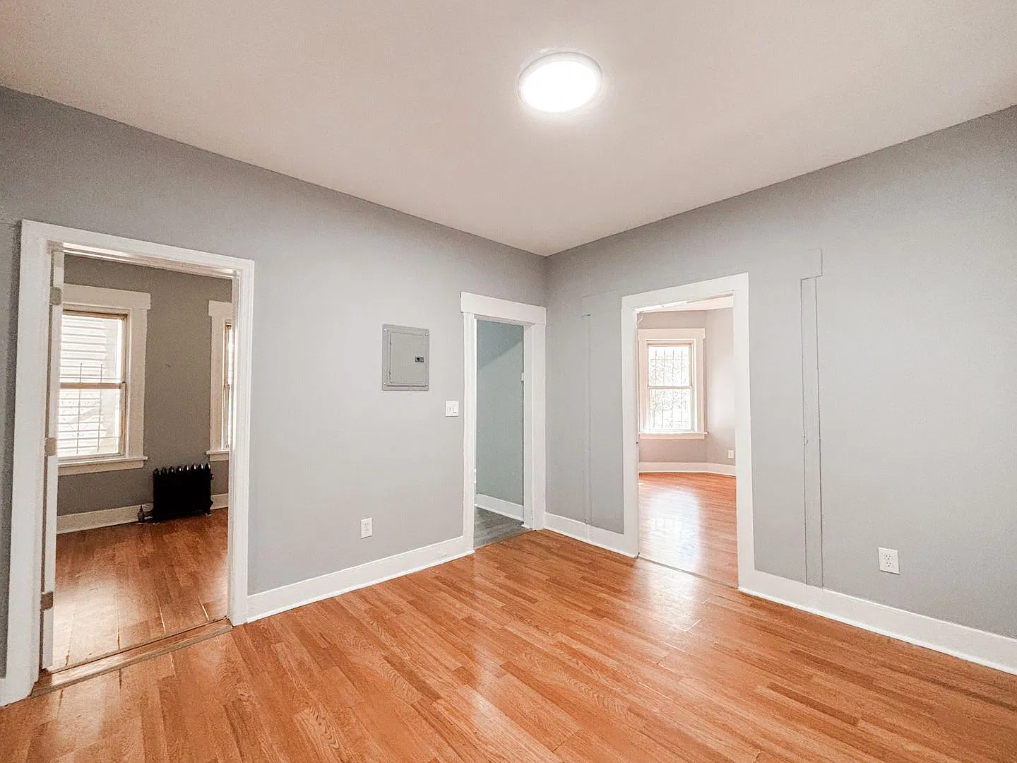 485 Nye Ave — Photo 4