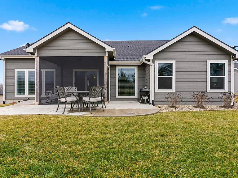8849 Moonbug Ln — Photo 51