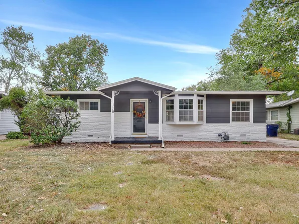 115 S Colby St, Valley Center, KS 67147