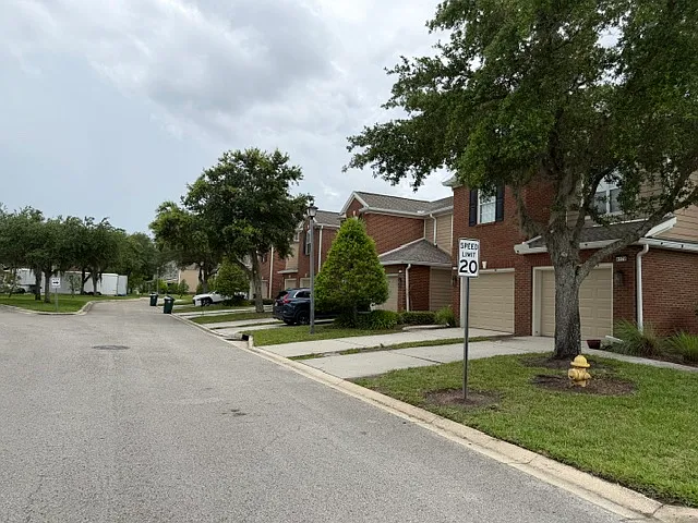 4203 Marblewood Ln — Photo 2