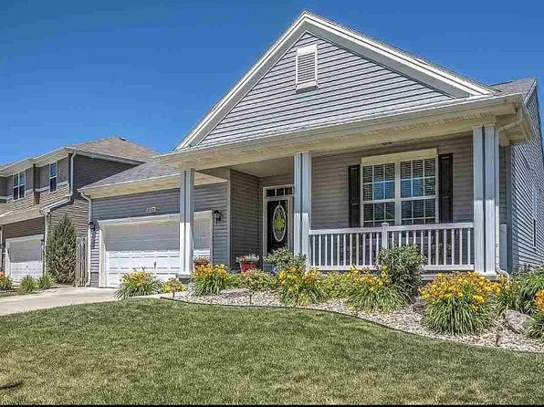 20828 Charles St, Elkhorn, NE 68022