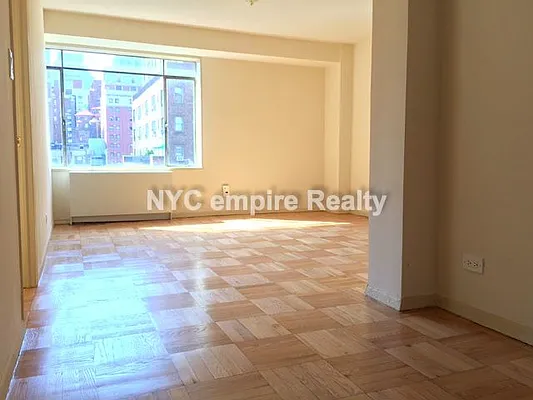 Rented by NYC Empire Realty Inc | media 16