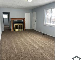 17614 Rook Cir, Cleveland, OH 44112